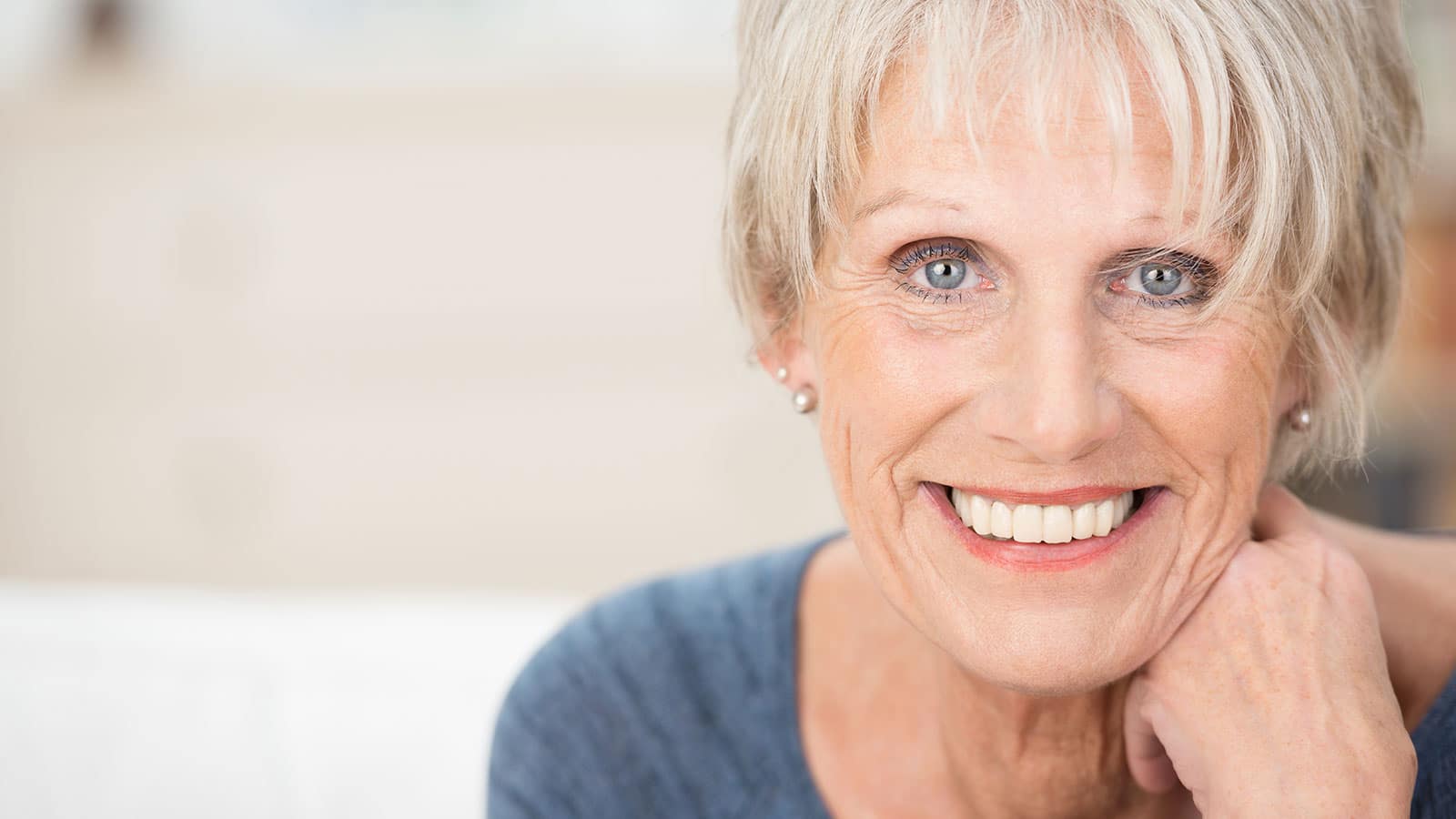 Mujer-madura-sonriendo