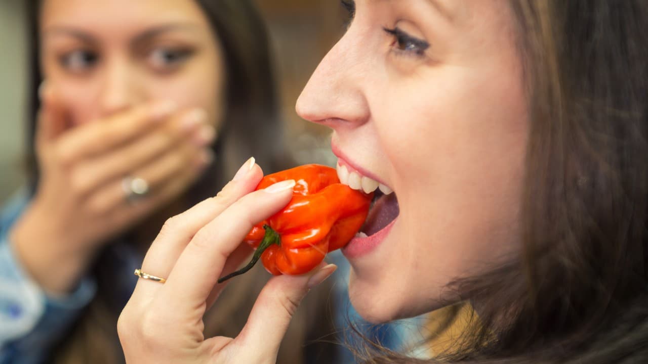 ¿Por qué nos gusta comer picante?