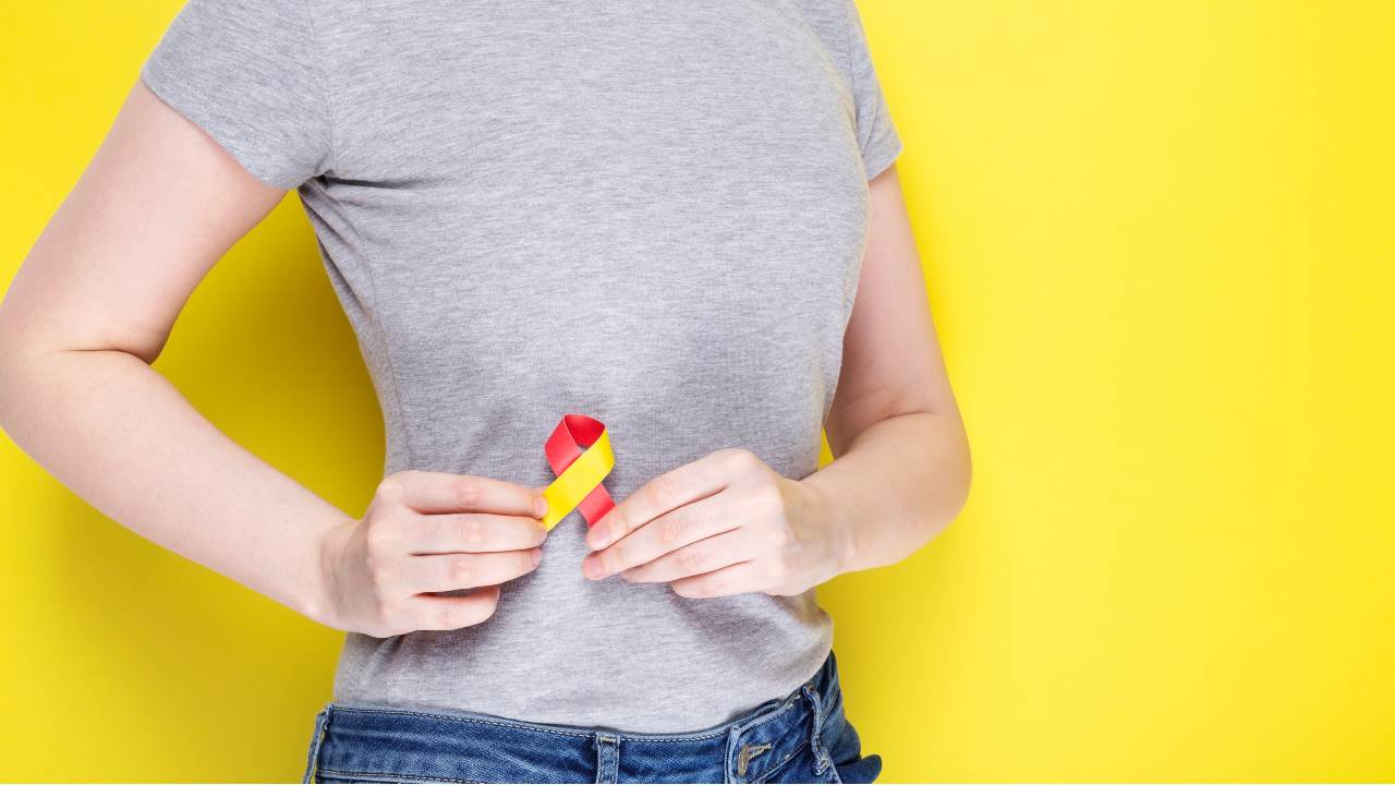 ¿Cuáles son los síntomas de una hepatitis vírica y cómo se contagia?