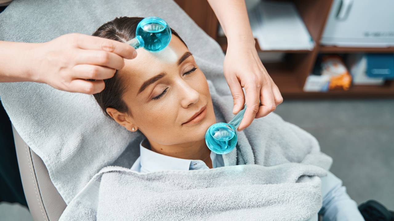 Icing Facial: ¡Beneficios del frío en la piel! (Uso seguro)