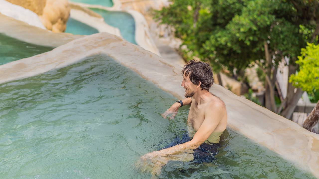 Beneficios de las aguas termales para la salud y el bienestar.
