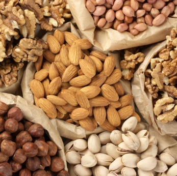 Más detalles sobre el descubrimiento que los frutos secos (las nueces) prolongan la vida